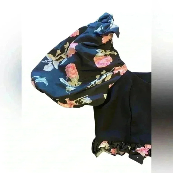 LoveShackFancy Floral Puff Sleeve Spirit Crop Top Black Size Large - Picture 5 of 10